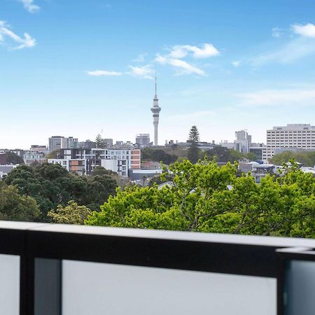 Ramada By Wyndham Newmarket オークランド エクステリア 写真