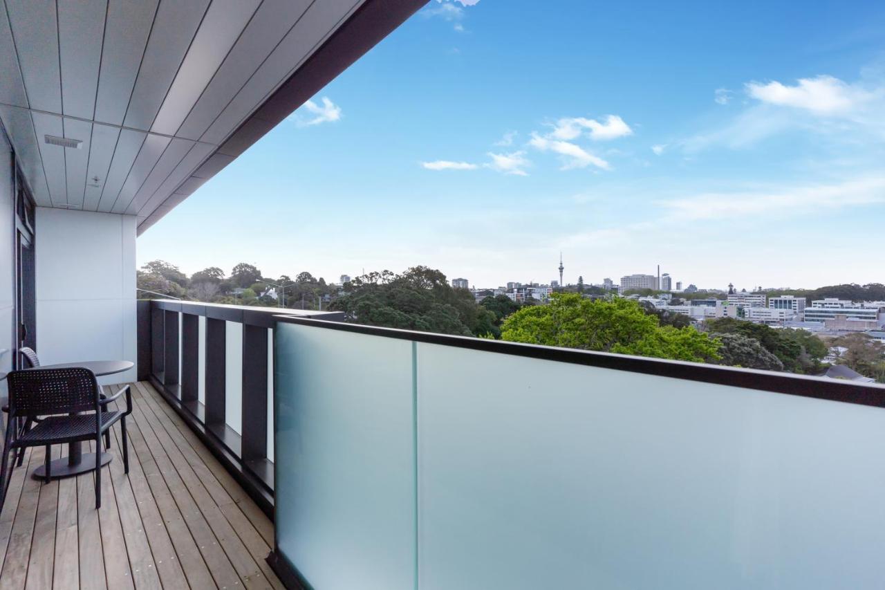 Ramada By Wyndham Newmarket オークランド エクステリア 写真