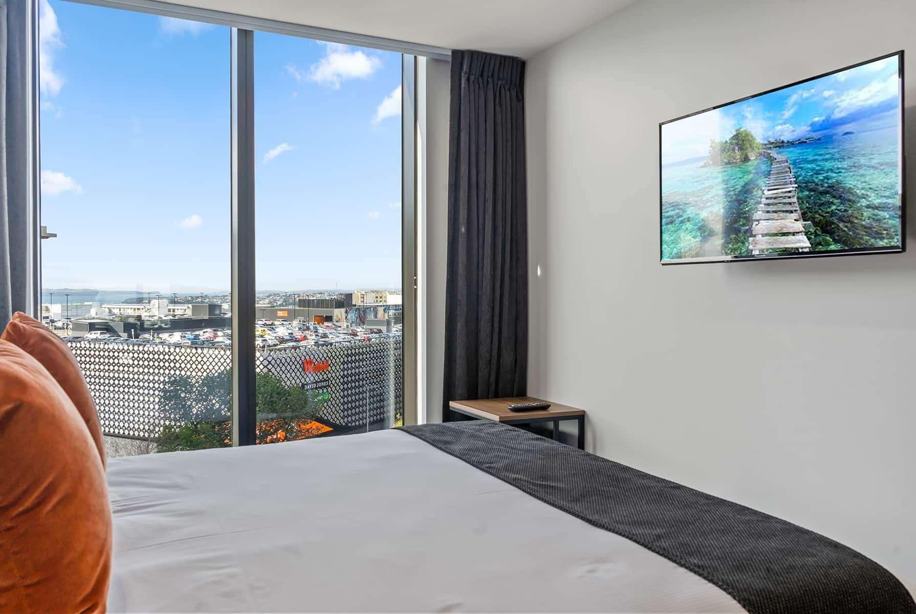 Ramada By Wyndham Newmarket オークランド エクステリア 写真